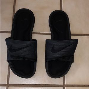 Nike slides